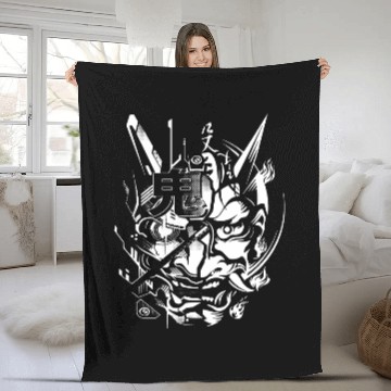 Discover Japanese Oni Cyberpunk Samurai - Fun Techwear Vintage Retro Fleece Blankets