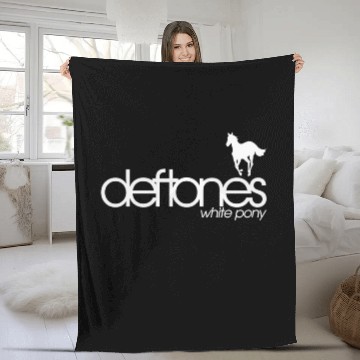 Discover Deftone White Pony Fleece Blankets