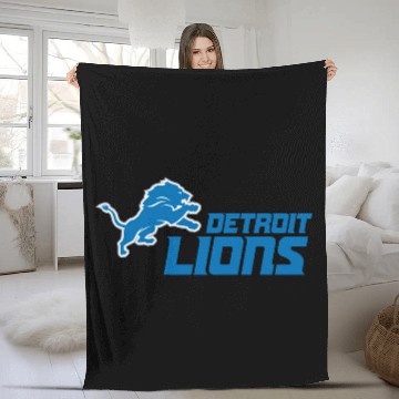 Discover Detroit Lions Logo Fleece Blankets