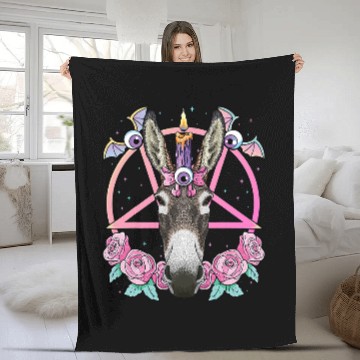 Discover Pastel Goth Donkey Pagan Creepy Menhera Farm Donkey Baseball Tees Fleece Blankets