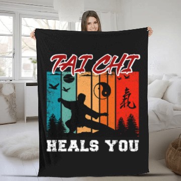 Discover Tai Chi Heals You Funny Tai Chi Beginners Slogan Fleece Blankets
