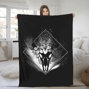 Discover Boho Cow Skull Flowers Diamond White and Grey Splatter Baseball Tees Fleece Blankets