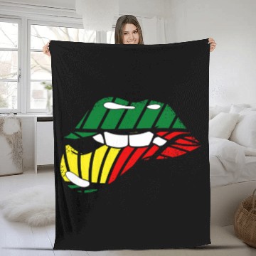 Discover African Lips Black History Month Black Queen Pride Apparel 1 Fleece Blankets