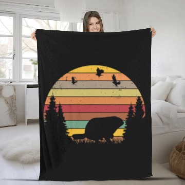 Discover Marmot Retro Groundhog vintages 2 Fleece Blankets