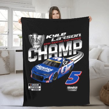 Discover Kyle Larson Championship Fleece Blankets