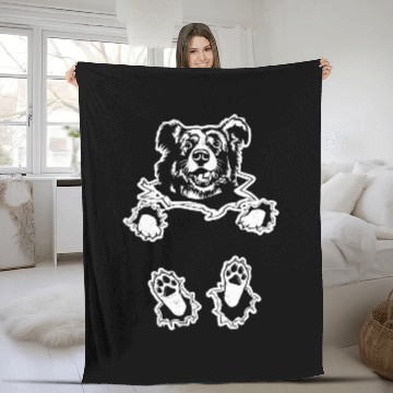 Discover Border Collie Pet ripped in artwork graphic Fleece Blankets
