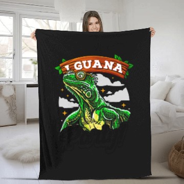 Discover Iguana Pet I Guana Party Funny Iguana Lizard Pun Fleece Blankets