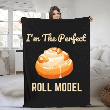Discover Perfect Roll Model Cinnamon Roll Mom Dad Role Model Fleece Blankets
