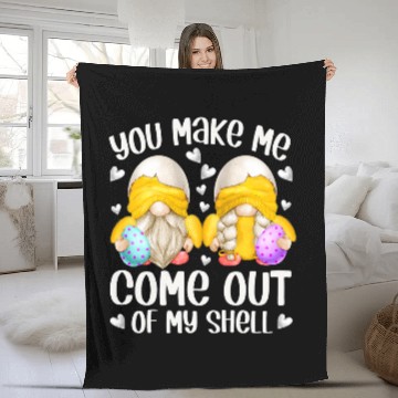 Discover Chicken Pet Funny Gnome Easter Egg Motif For Women Cute Easter Fleece Blankets