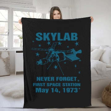Discover Astronaut Job Never Forget Sky Lab Space Station Astronaut Mars Pluto Moon 1 Zip Fleece Blankets