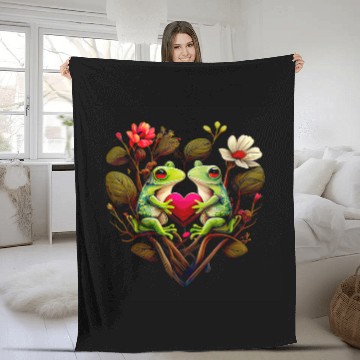 Discover Frog Pet Heartshaped Frog couple Valentines day 6 Fleece Blankets