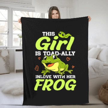 Discover Frog Pet This Girl Is Toadally In Love With Her Frog Toad Owner Fleece Blankets