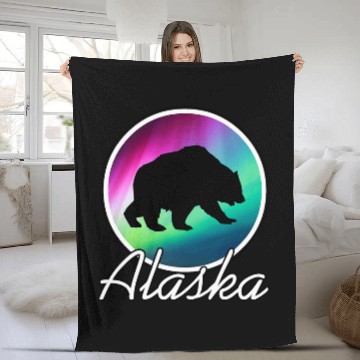 Discover Bear Pet Alaska Souvenir Alaskan Bear Northern Lights Fleece Blankets