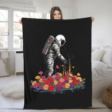 Discover Astronaut Funeral Cool Surreal SciFi EDM Space Art 3 Fleece Blankets