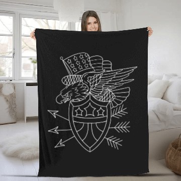 Discover American Traditional Bald Eagle with Shield Outline Tattoo Fleece Blankets