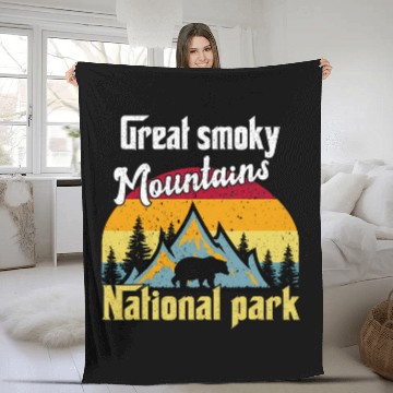 Discover Bear Pet Great Smoky Mountains Retro 80s Bear Sunset Mountain Fleece Blankets