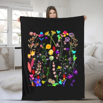 Discover Nature Boho Wildflowers vintages Botanical Cottagecore Garden Fleece Blankets