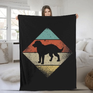 Discover Chesapeake Bay Retriever vintages Retro 1970s Dog Breed Baseball Tees Fleece Blankets