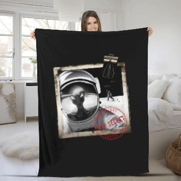 Discover Astronaut Encounters Alien bigfoots Conspiracy Theory UFO Fun Fleece Blankets