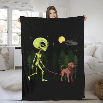 Discover Funny Chocolate Labrador Alien Walking UFO Pet Dog Mom Dad Zip Fleece Blankets