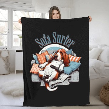 Discover Cute Sofa Surfer Basset Hound Fleece Blankets