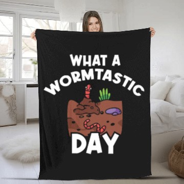 Discover Vermiculture 2Worm Farm 2Worm Lover 2Worm Composting 213 Fleece Blankets