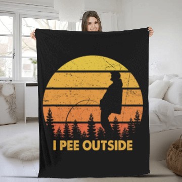 Discover Retro I Love Peeing Outside Funny Camping Camper Drunk Fleece Blankets