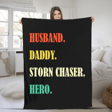 Discover Storm Hunter Tornados Storm Chasing vintages Meteorology Fleece Blankets