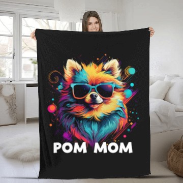 Discover Womens Pomeranian Mom Dog 2 Fleece Blankets