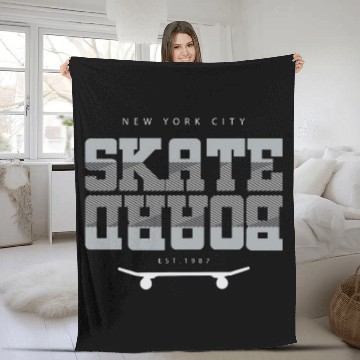 Discover New York City Retro vintages Skateboard Skating NYC Baseball Tees Fleece Blankets