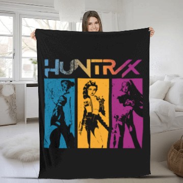 Discover Huntrix Kpop Vintage Fleece Blankets