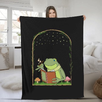 Discover Cottagecore Frog Book Design for a Nature Lover 2 Fleece Blankets