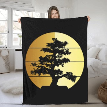 Discover Pacific Ocean Beach Bonsai Tree Golden Sun Retro vintagess Fleece Blankets