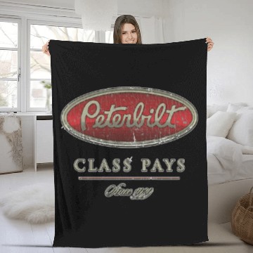 Discover Peterbilt Class Pays 1939 Zip Fleece Blankets