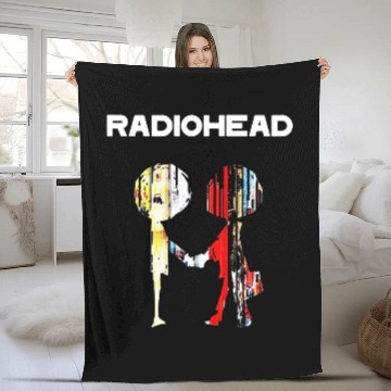 Discover Shake hands in White Radiohead Fleece Blankets