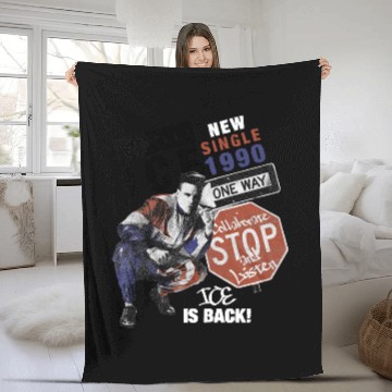 Discover Vanilla Ice Rapper Ice is Back Vintage Style Short Sleeve Fleece Blankets