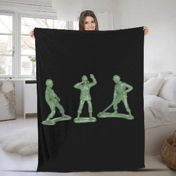 Discover 3 GREEN ARMY MEN Fleece Blankets