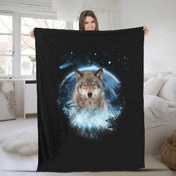Discover Grey Wolf Bl Moon Full Scape Fleece Blankets