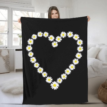 Discover Heart of Daisy Nature-loving Love Fleece Blankets