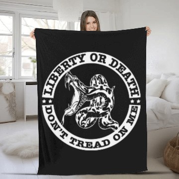 Discover Liberty Or Death no treading ©WhiteTigerLLC Fleece Blankets
