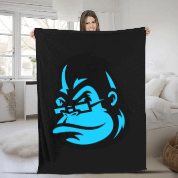 Discover king kong in the mirror Fleece Blankets