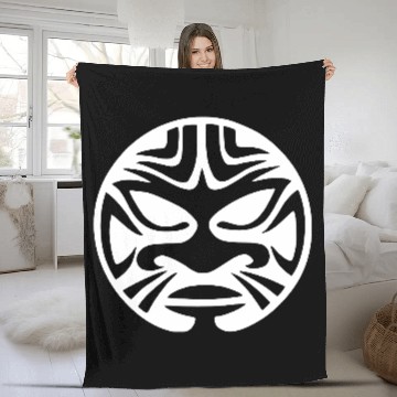 Discover maori face Fleece Blankets