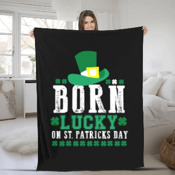 Discover Born Lucky on St Patricks Day Birthday Toddler Fleece Blankets