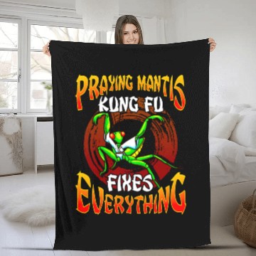 Discover Praying Mantis Kung Fu Fleece Blankets