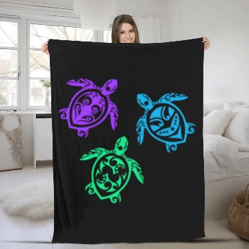 Discover Maori Three Turtles Group Tattoo Gift Idea Fleece Blankets