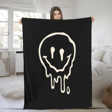 Discover Funny Smiley Face Fleece Blankets