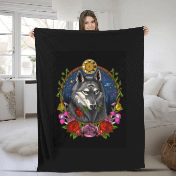 Discover Psychedelic Wolf Fleece Blankets