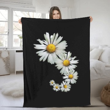 Discover wonderful daisy flowers, blooming daisies, blooms Fleece Blankets
