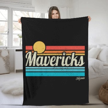 Discover Mavericks California Retro Sunset Surfer Trip Love Fleece Blankets