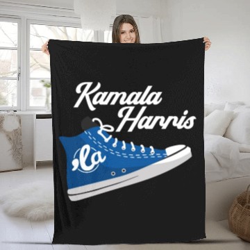 Discover Comma La Funny Kamala Harris Vintage Sneakers Fleece Blankets